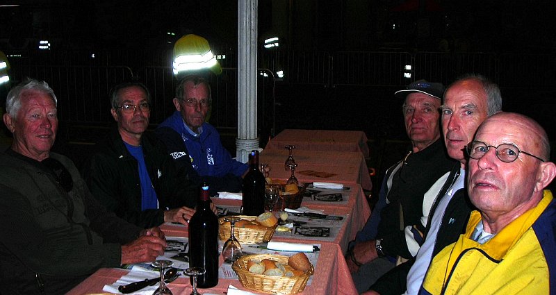 2011-08-05 49 A la Criee.JPG